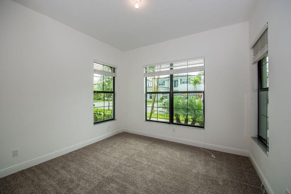 1117 Faulkner Terrace