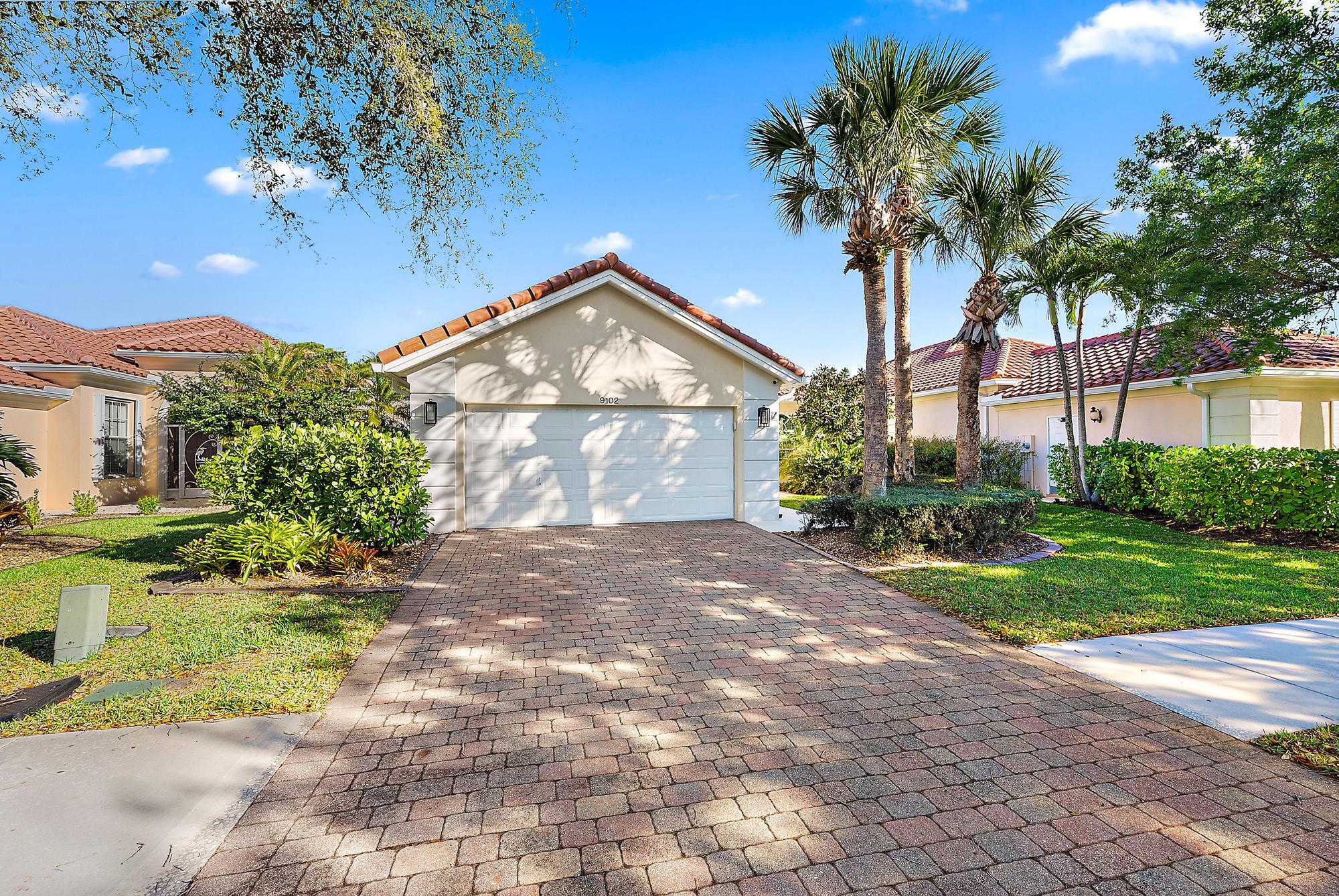 9102 SE Eldorado Way