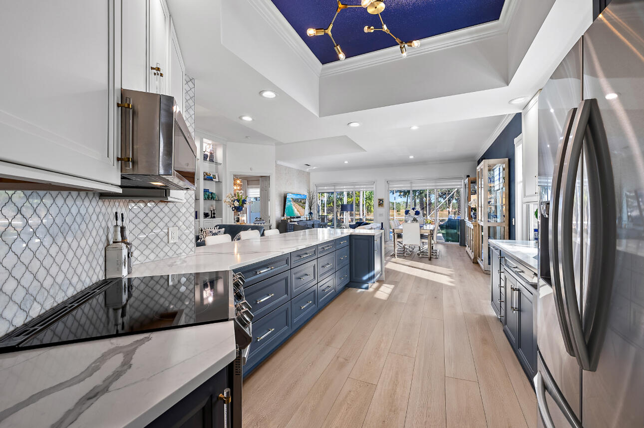 9102 SE Eldorado Way