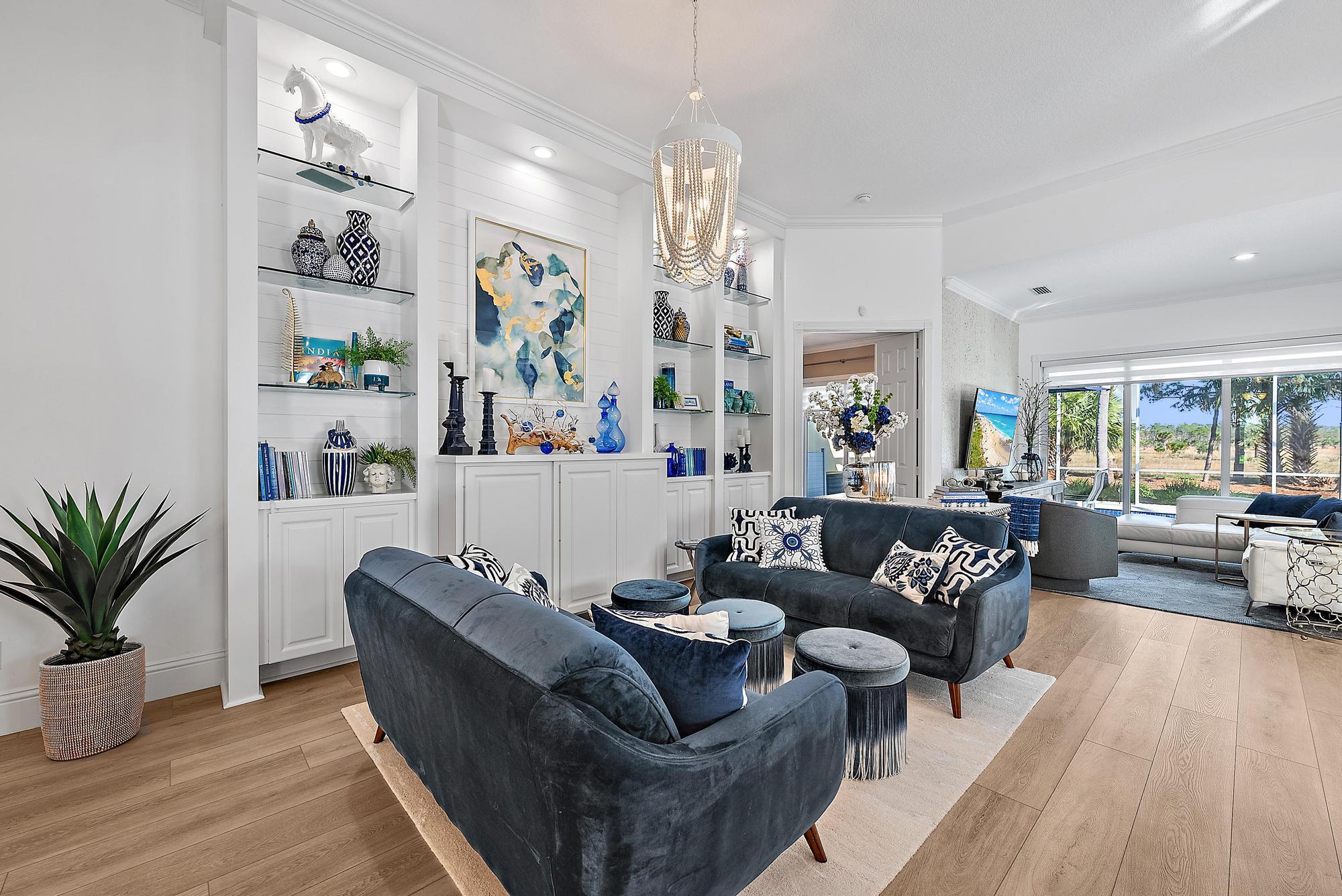 9102 SE Eldorado Way