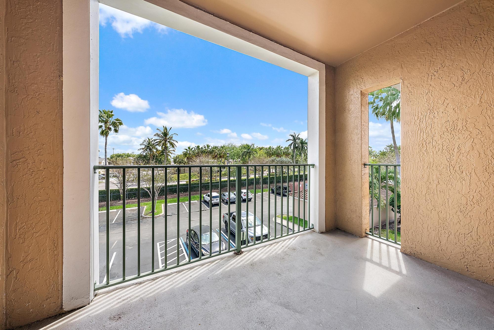 7912 Sonoma Springs Circle 303