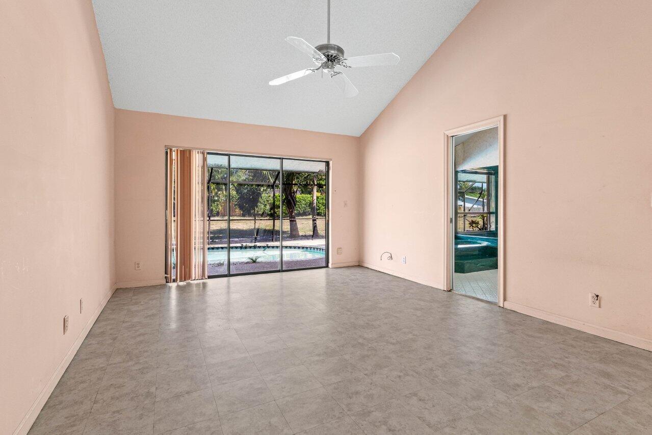 3093 NW 28th Terrace