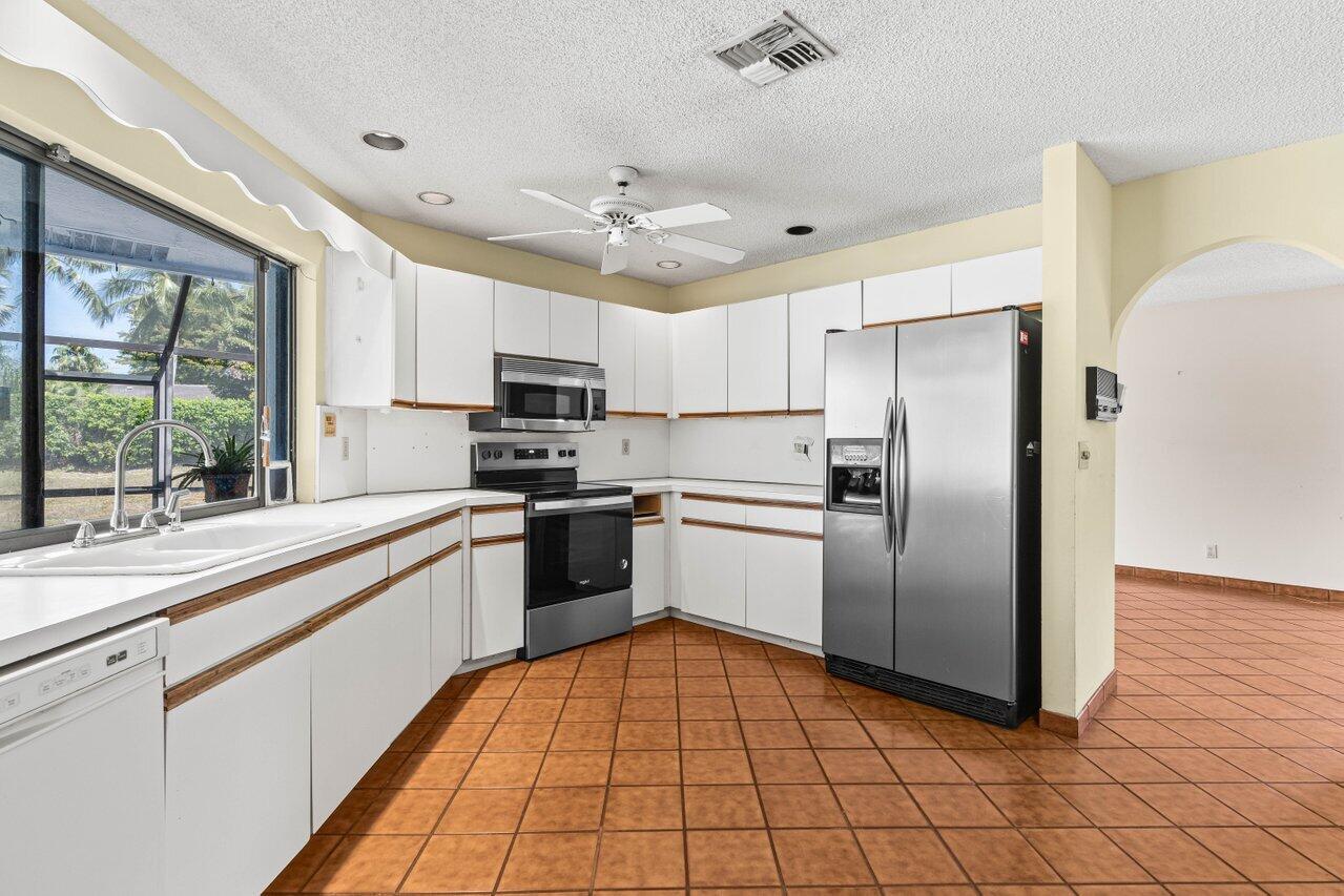 3093 NW 28th Terrace
