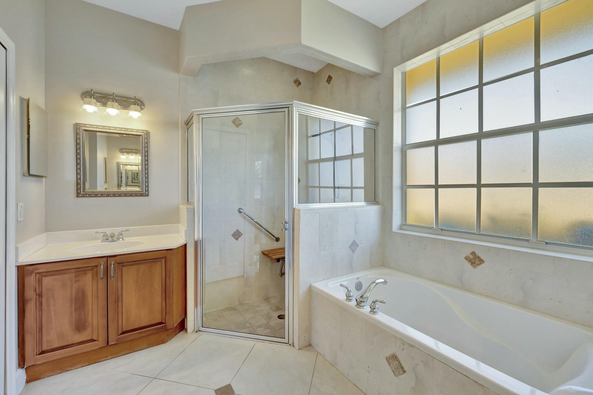 129 SE Fallon Drive