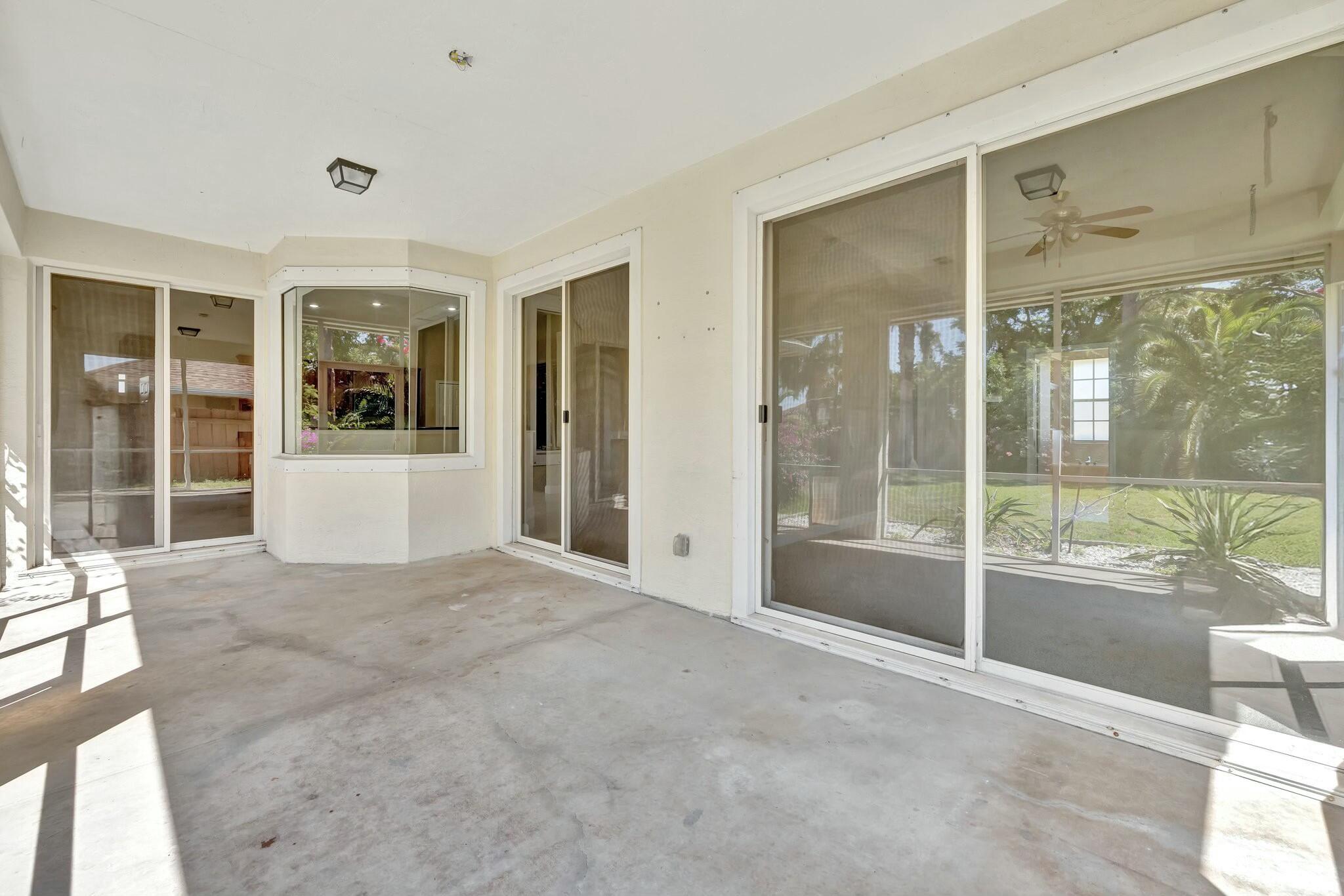 129 SE Fallon Drive