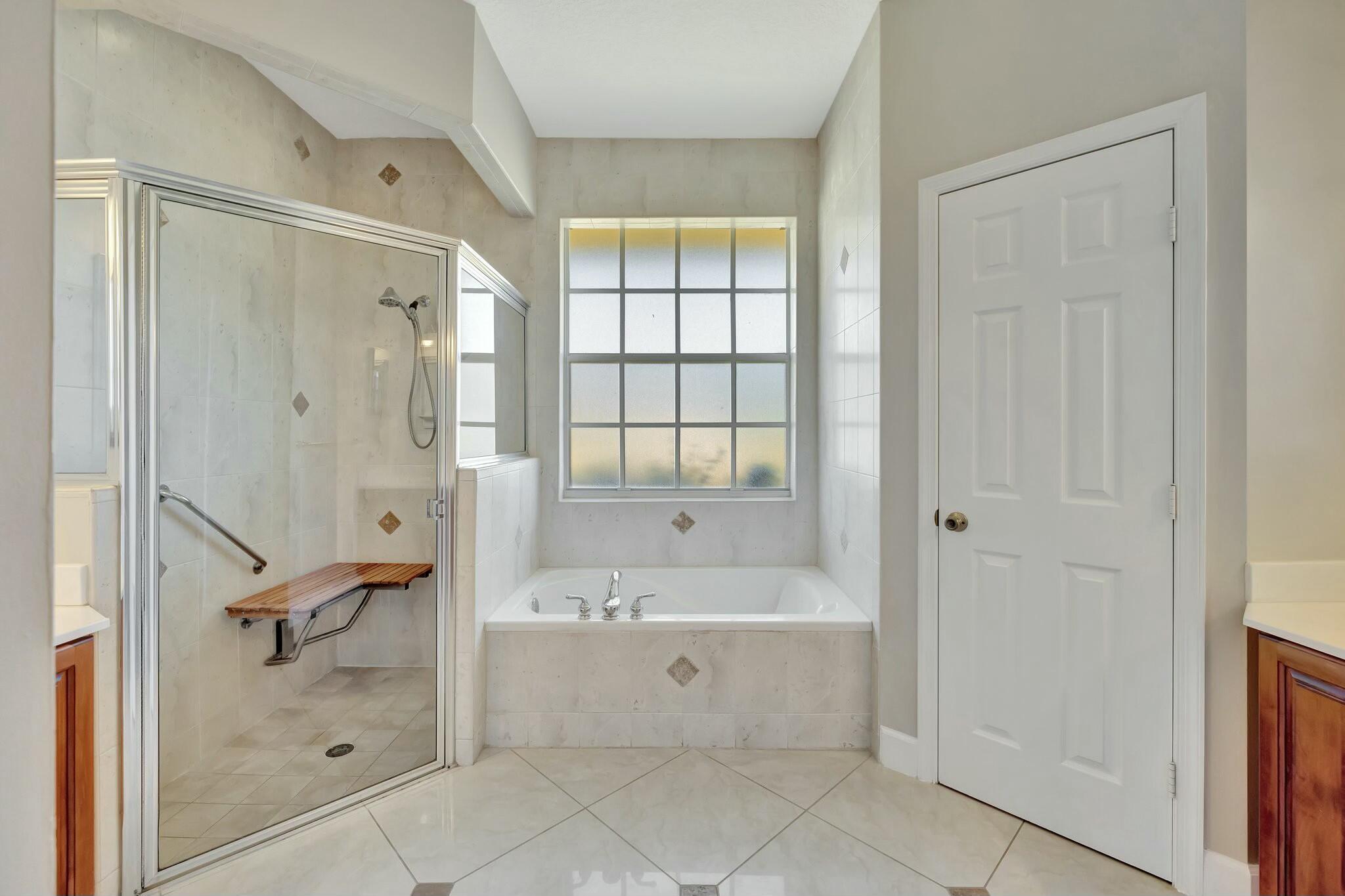 129 SE Fallon Drive