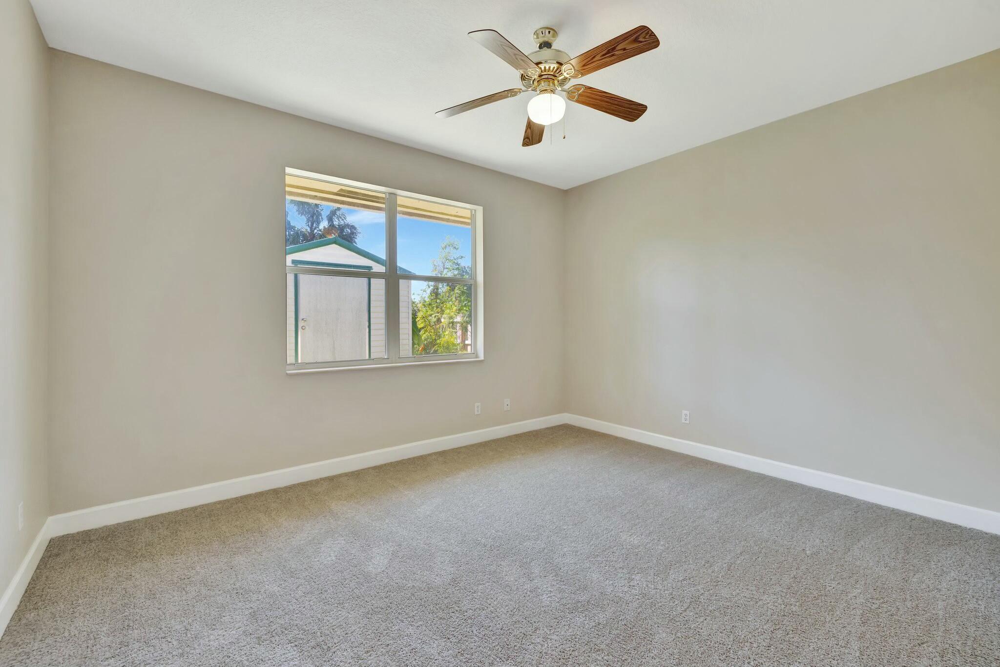 129 SE Fallon Drive