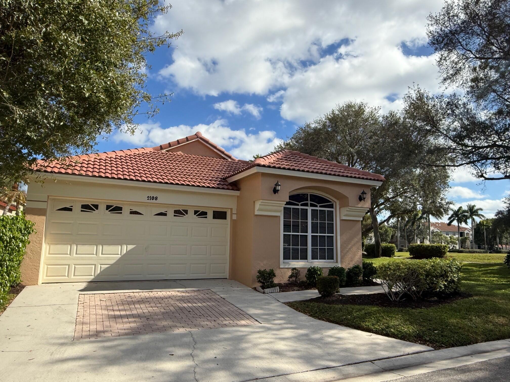 2108 Bonisle Circle, Riviera Beach