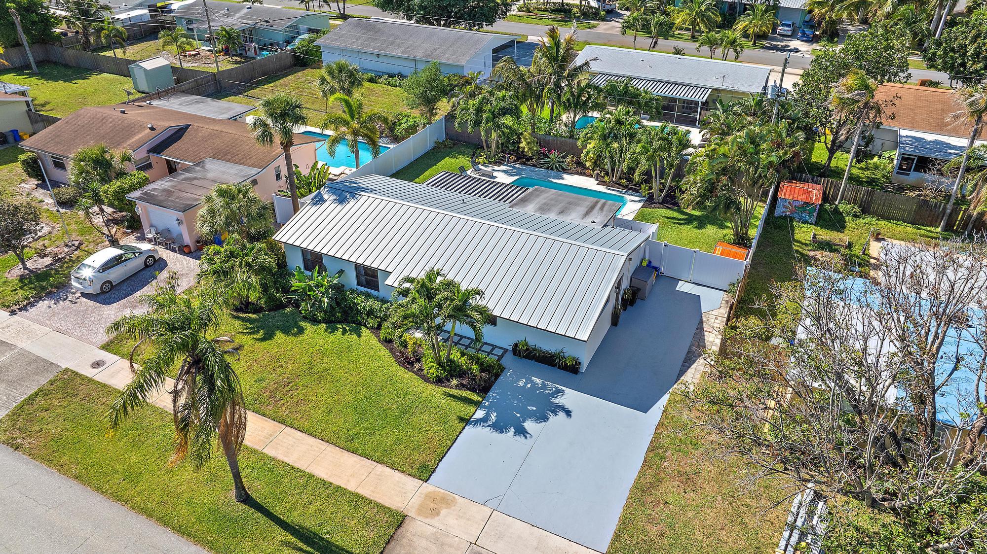 925 Lighthouse Drive