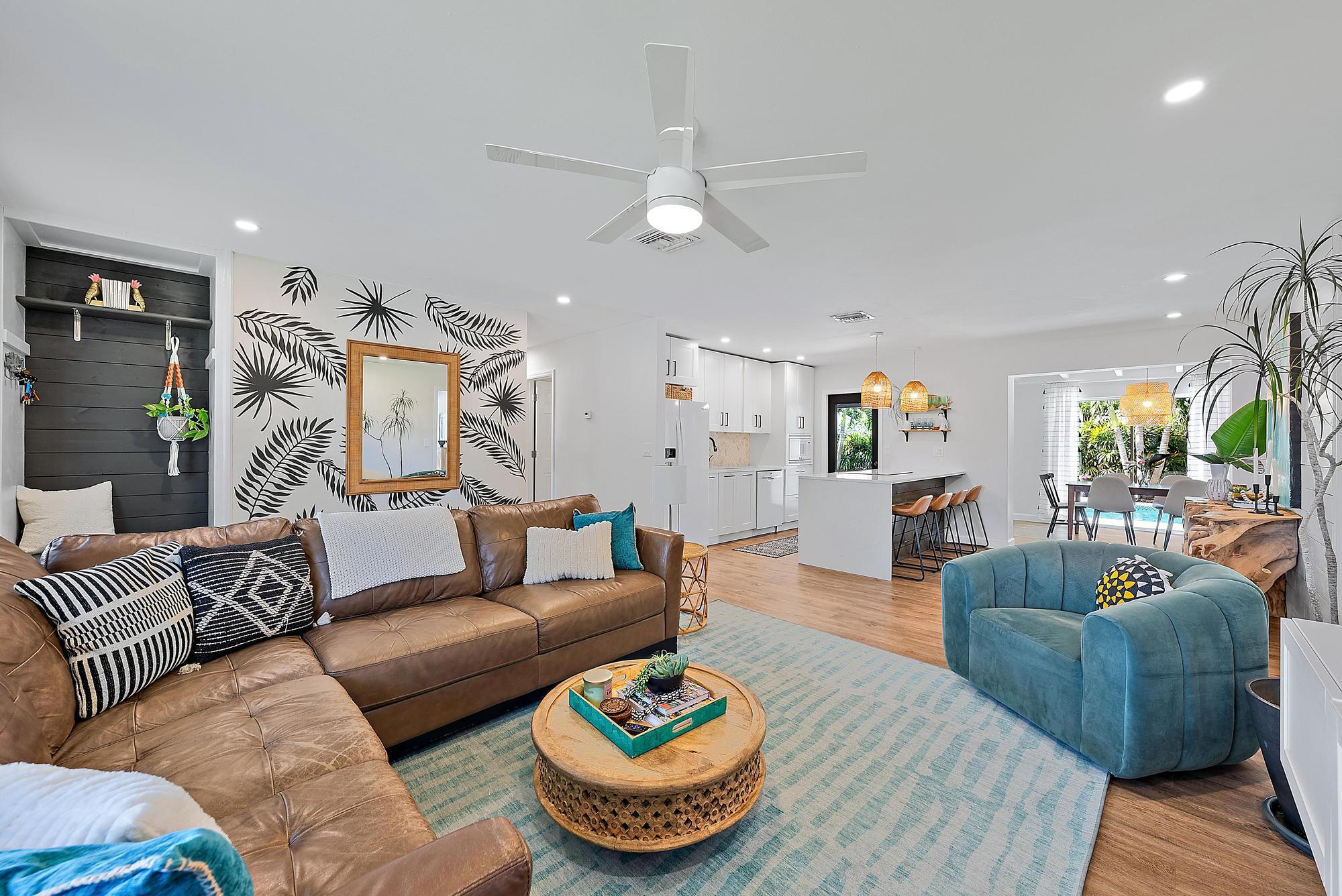 925 Lighthouse Drive
