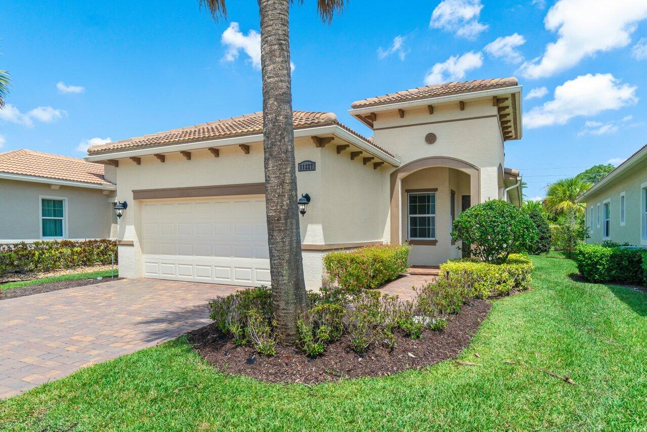 11227 SW Visconti Way