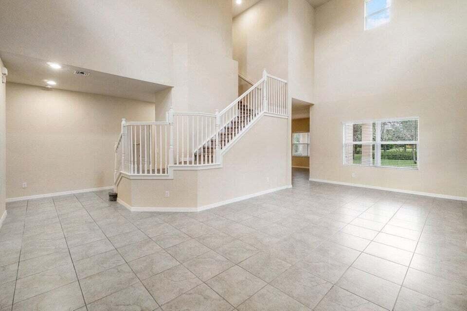 107 Chub Cay Way
