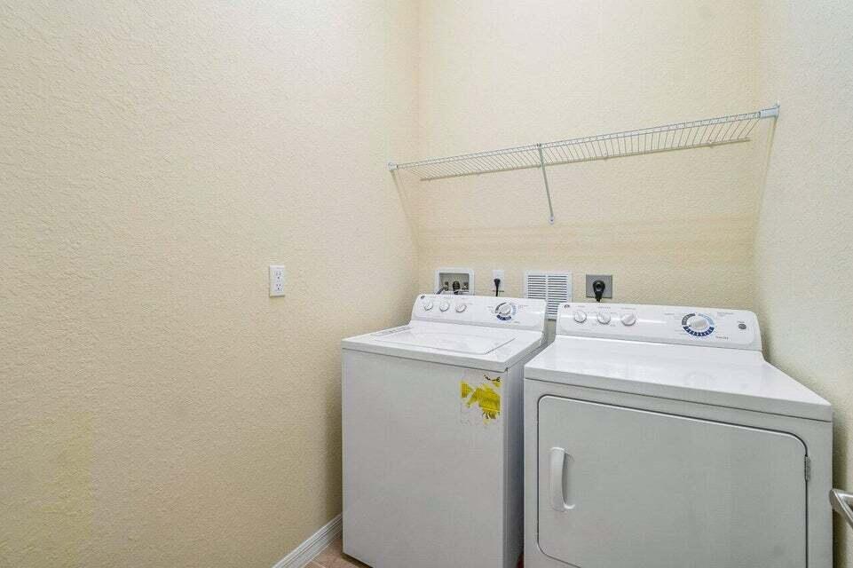 107 Chub Cay Way