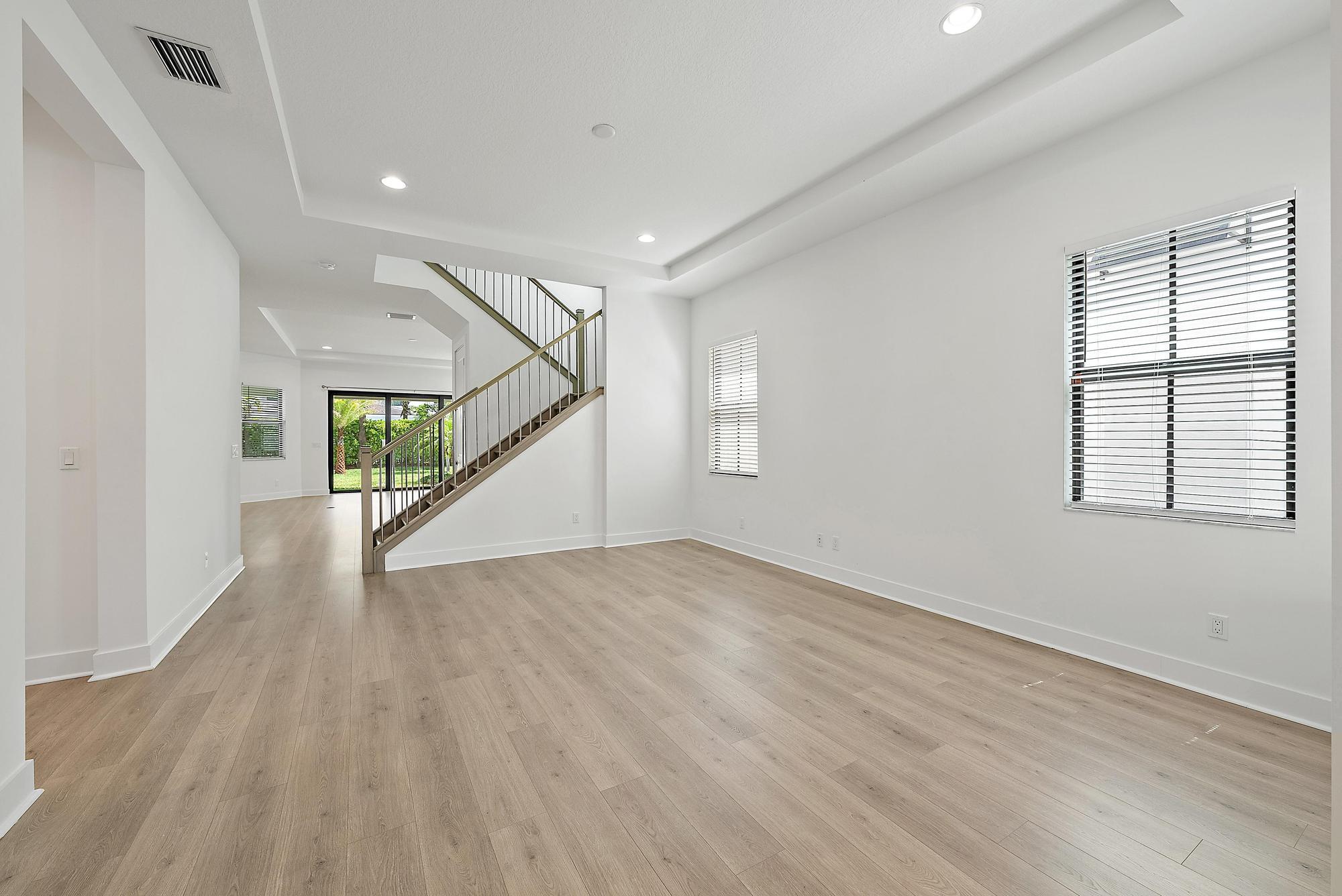 5667 Delacroix Terrace