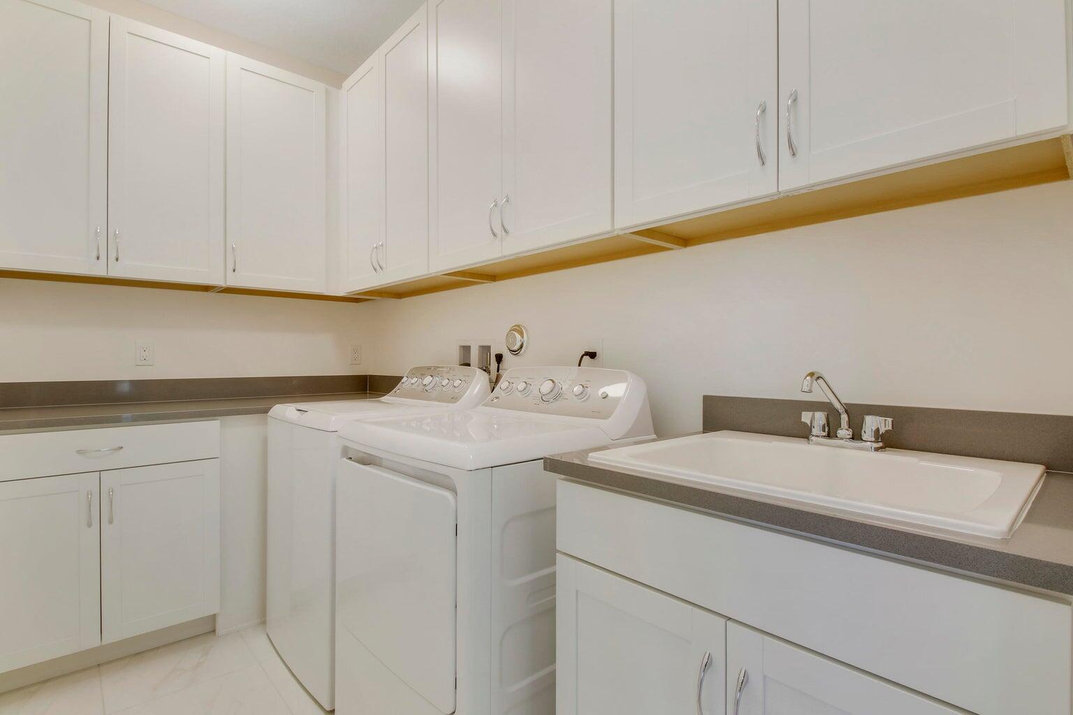 5667 Delacroix Terrace