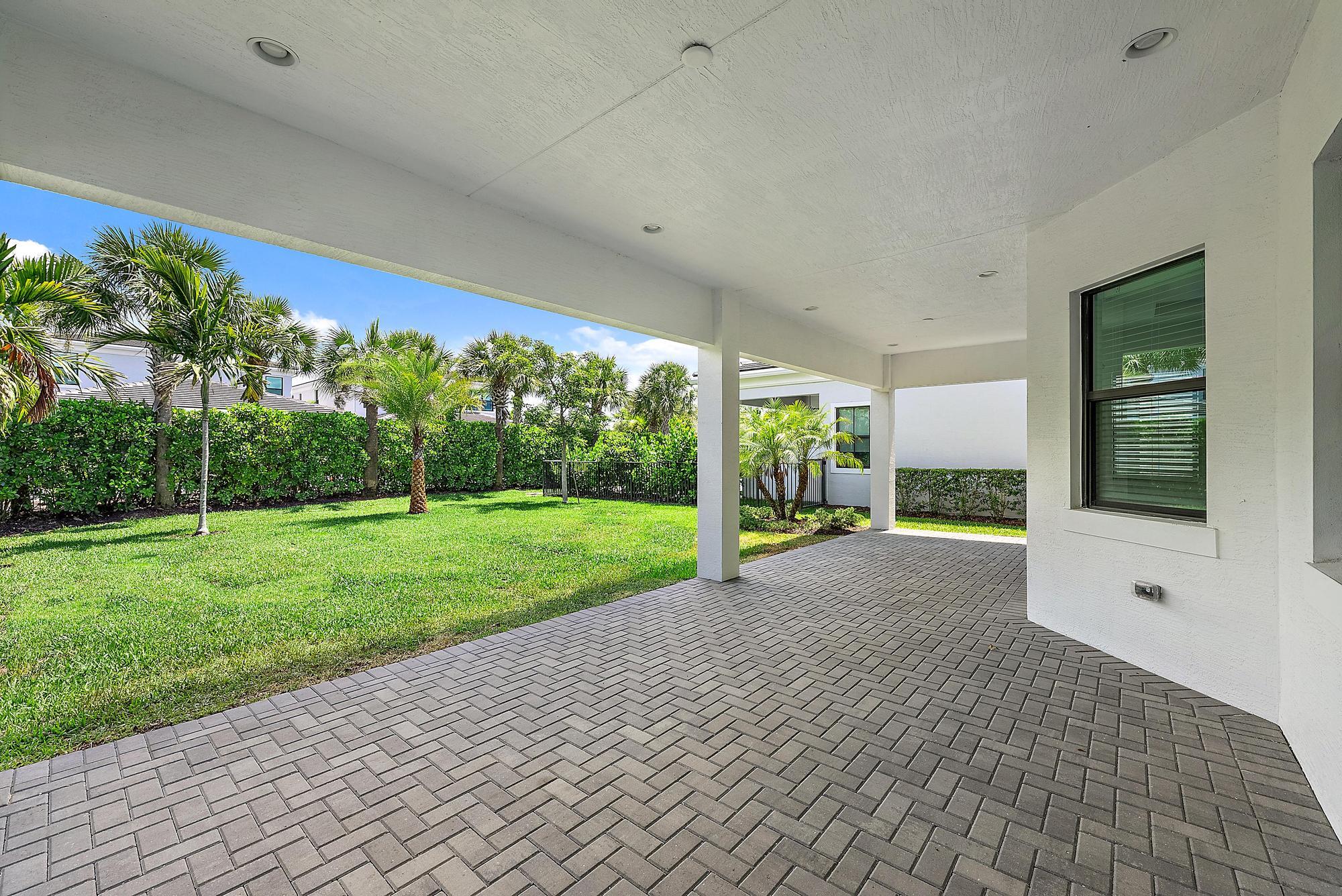 5667 Delacroix Terrace