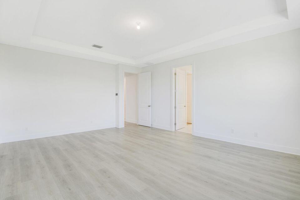 5667 Delacroix Terrace