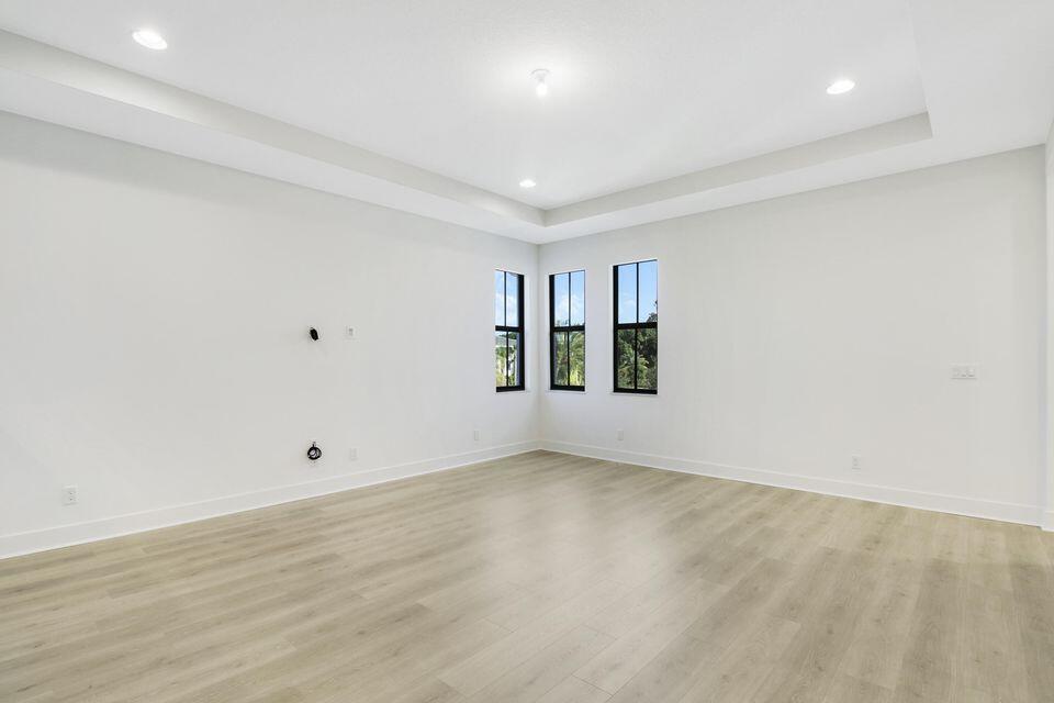 5667 Delacroix Terrace