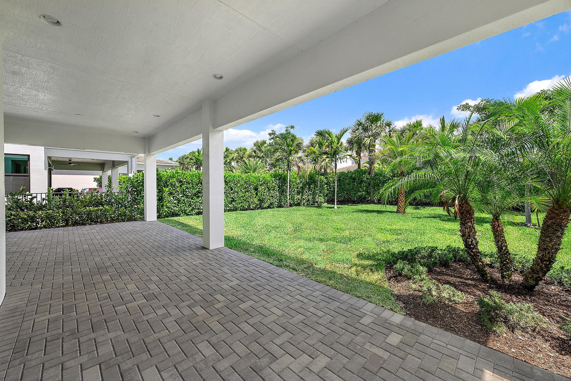 5667 Delacroix Terrace