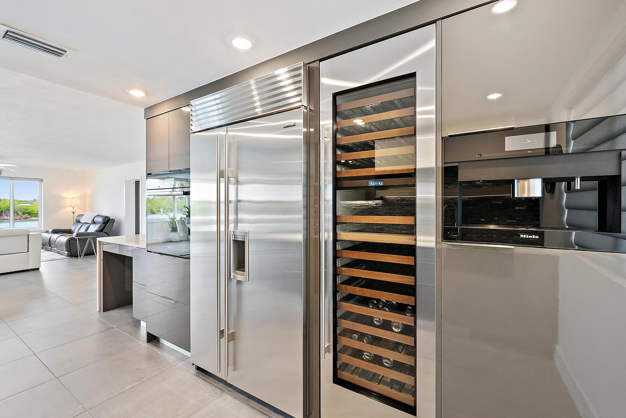 325 Beach Road 210