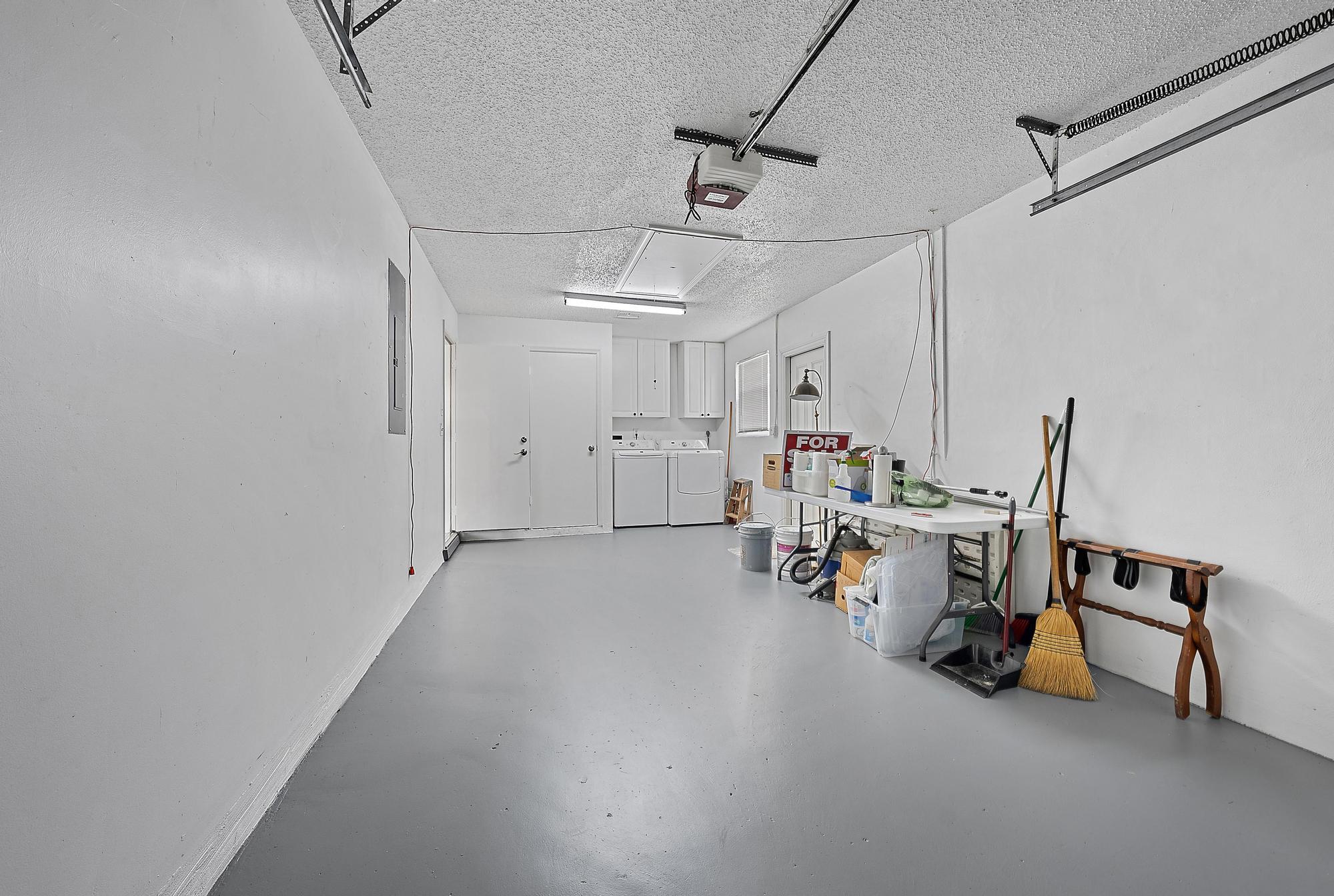 1109 Florentine Way