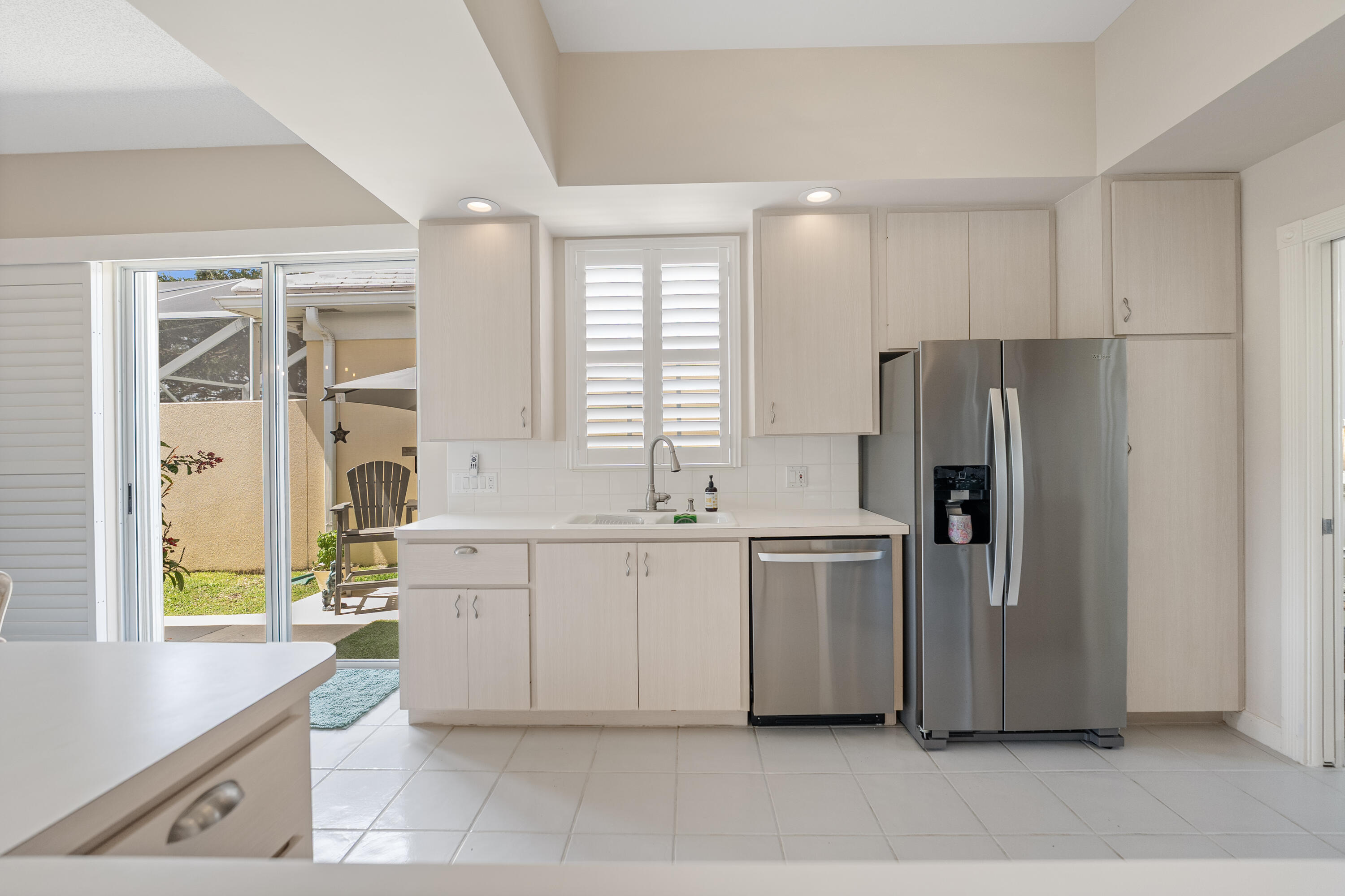 8483 Beaconhill Road