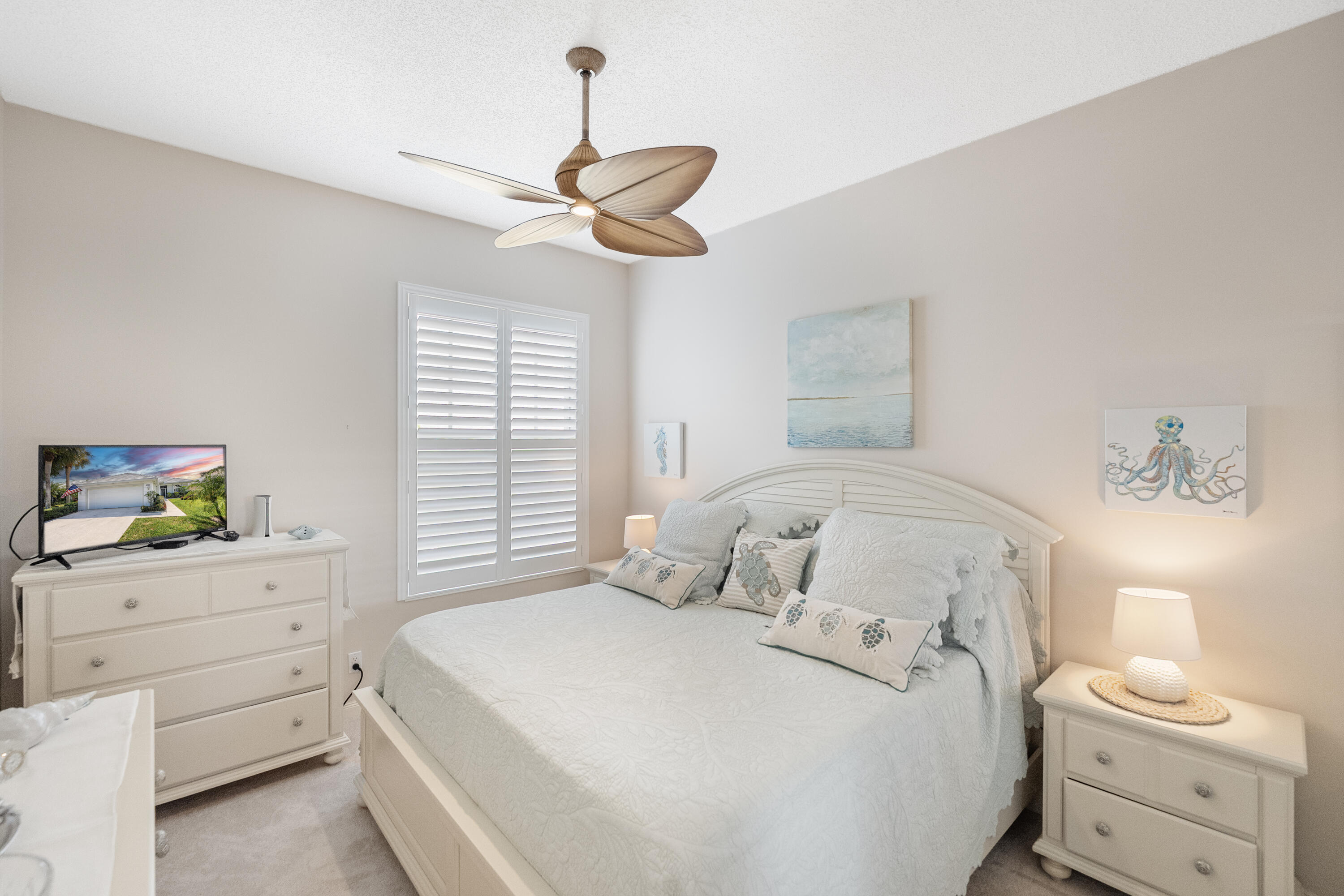 8483 Beaconhill Road