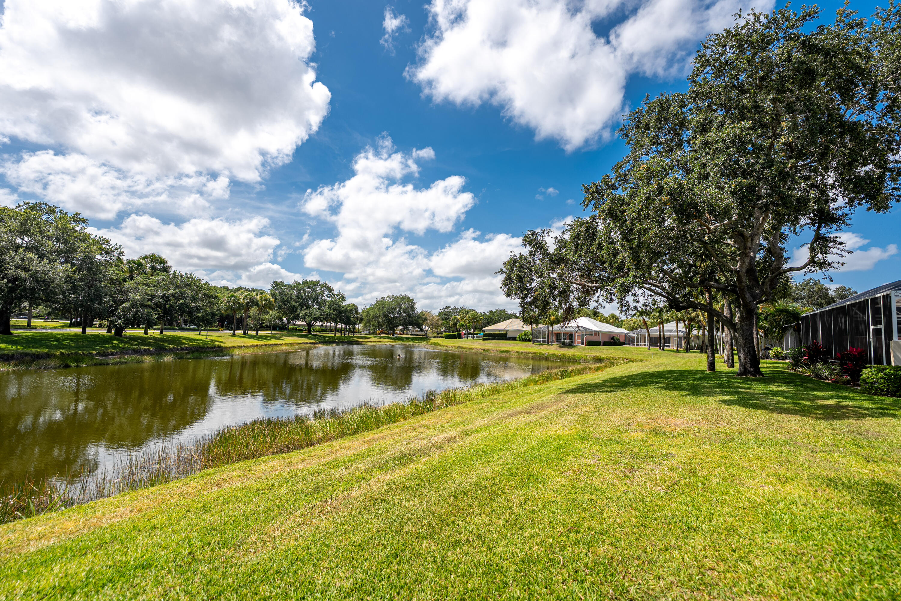 8483 Beaconhill Road