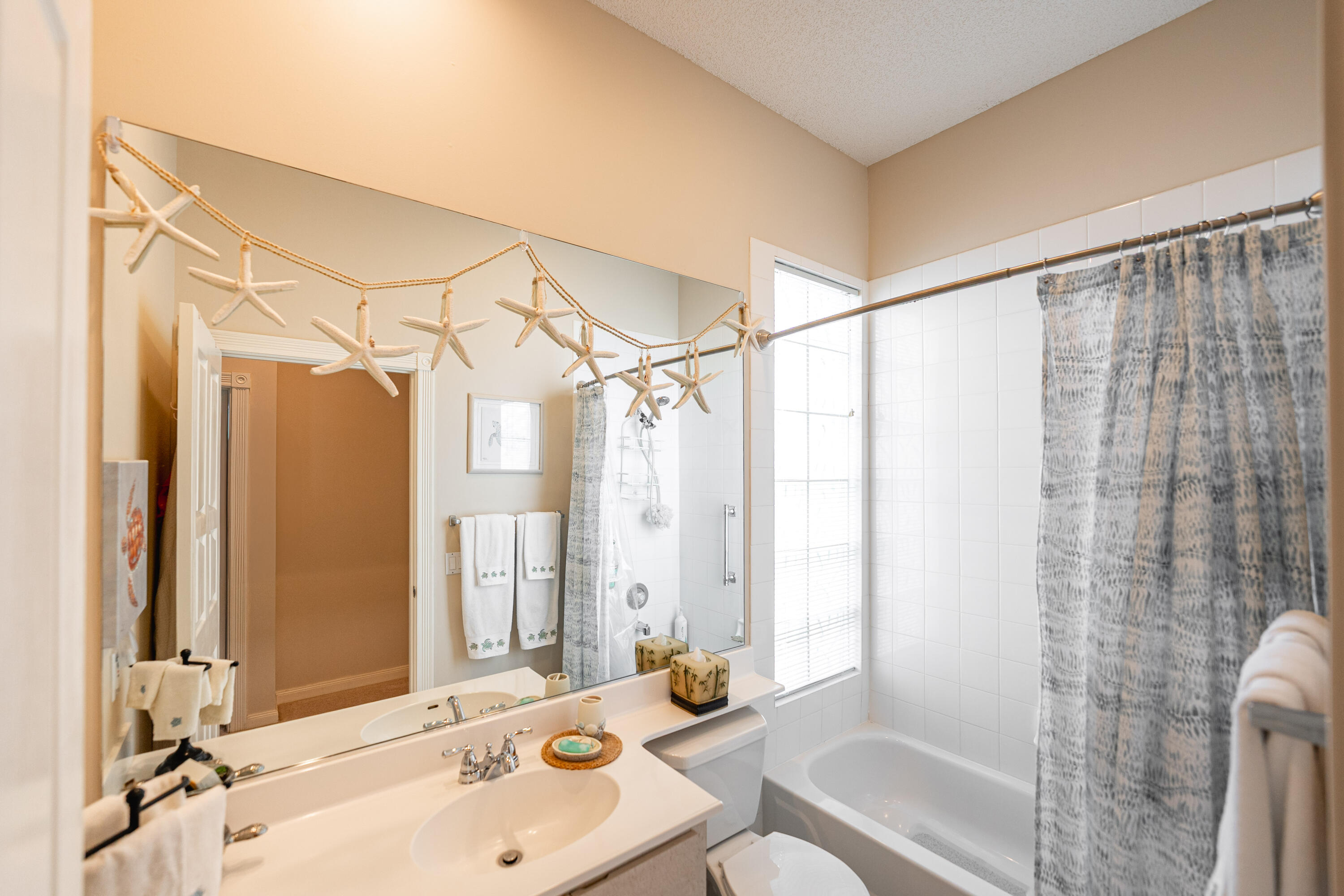 8483 Beaconhill Road