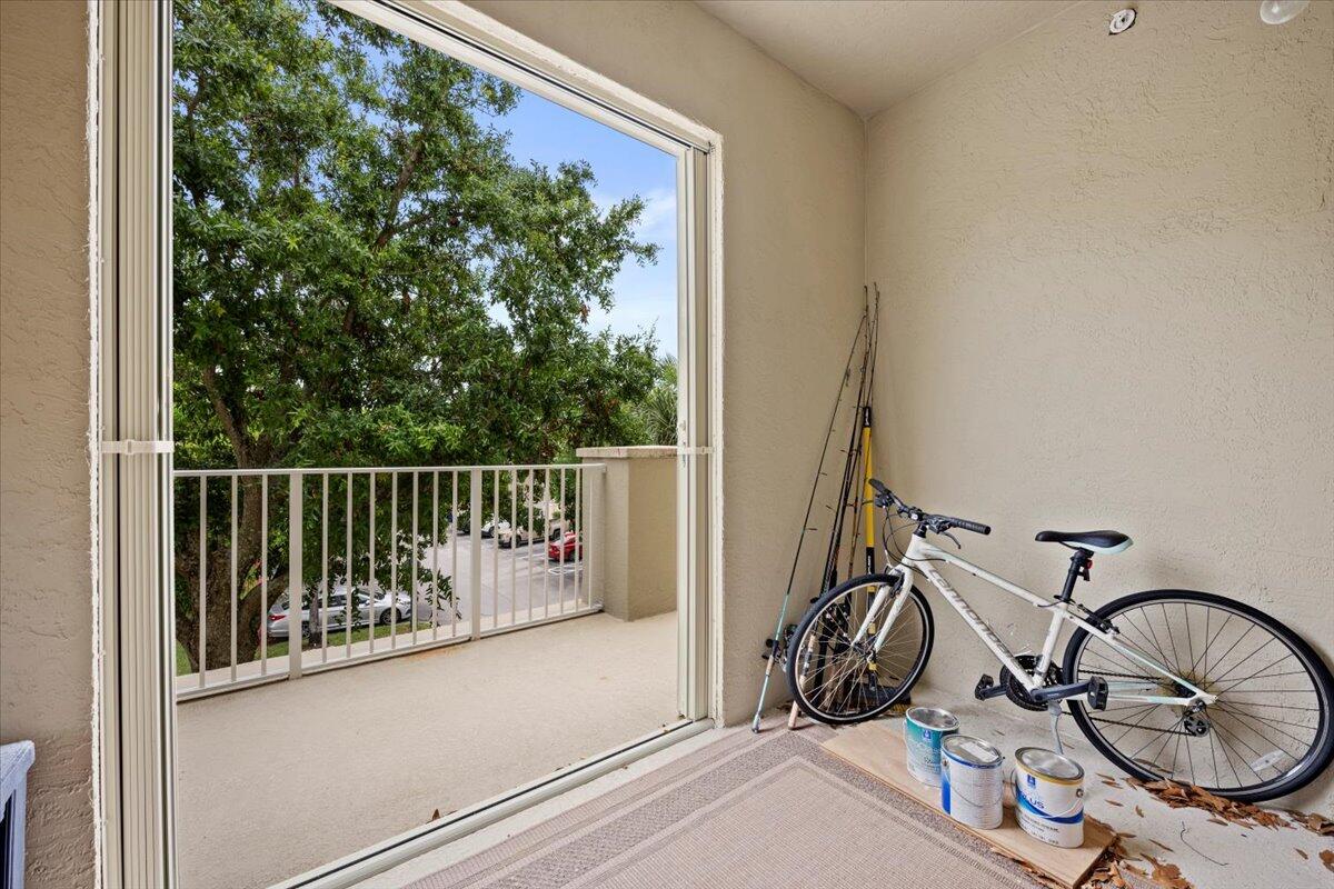 1155 Main Street 207