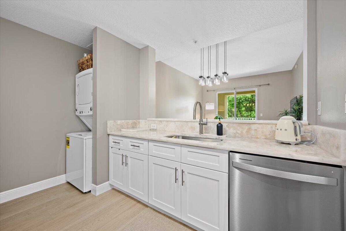 1155 Main Street 207