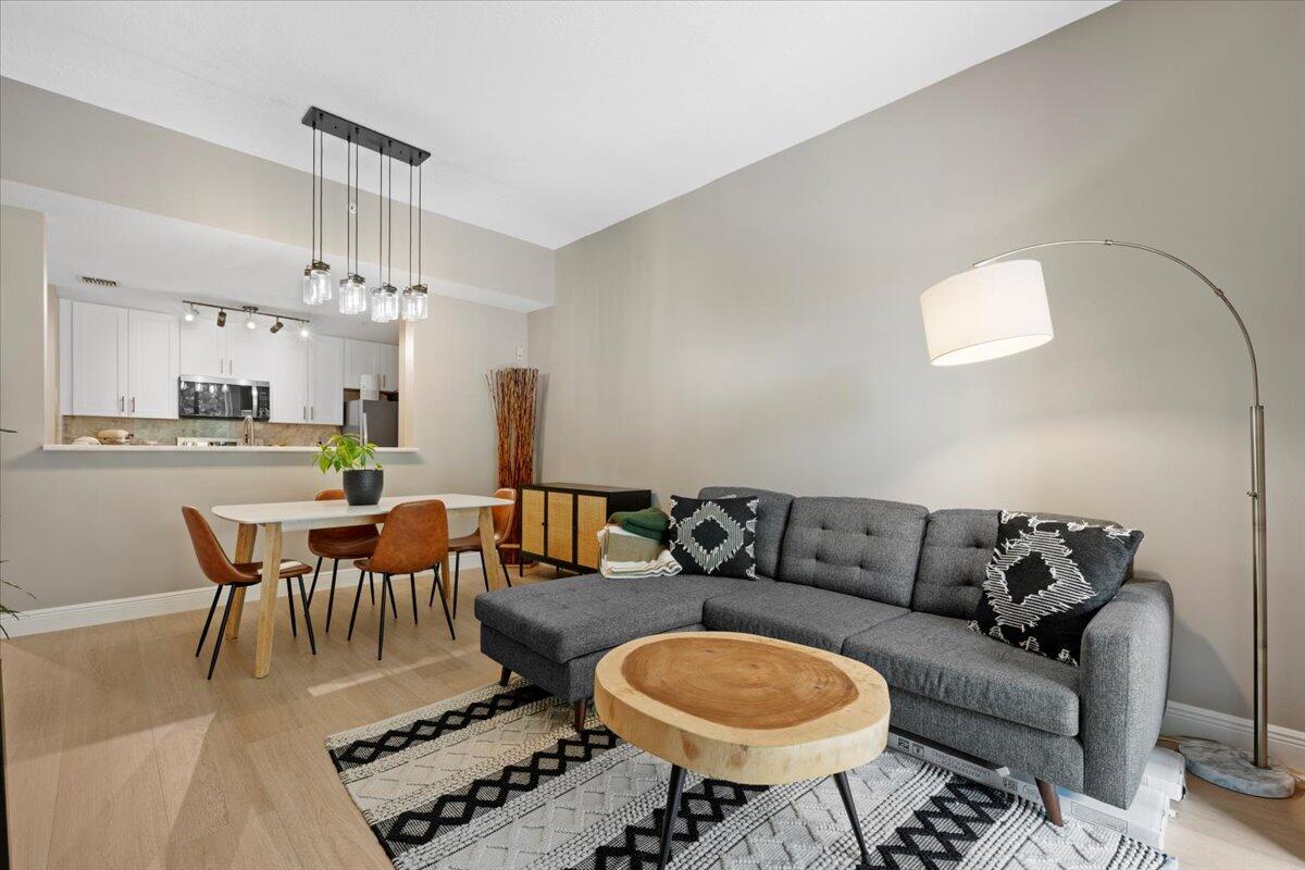 1155 Main Street 207