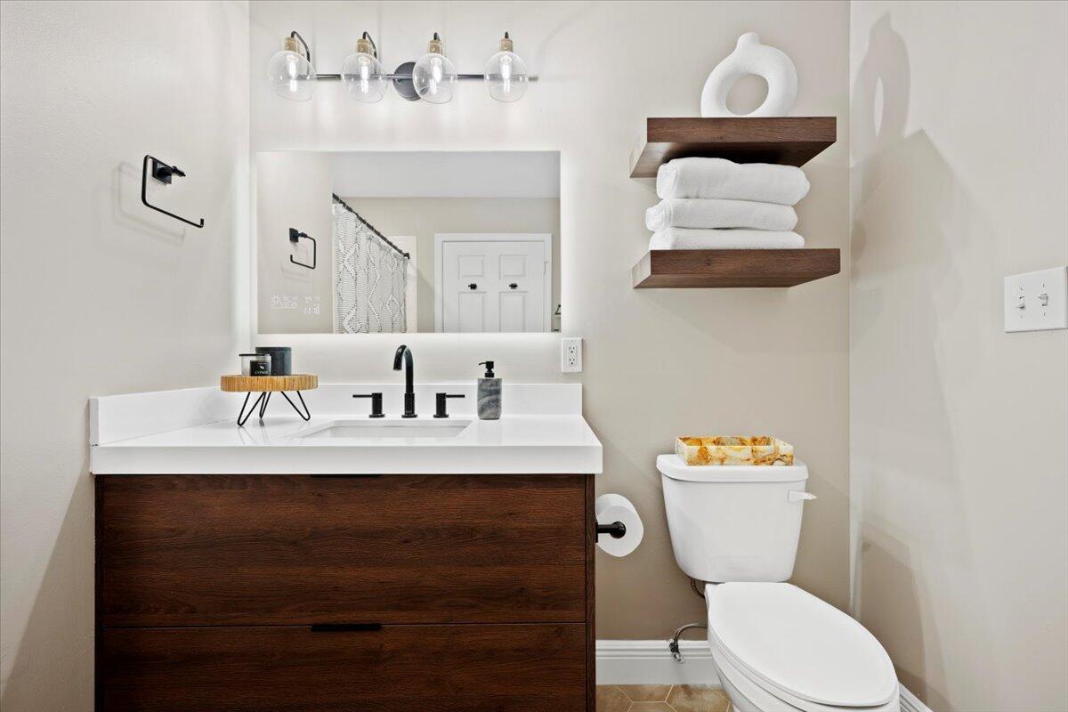 1155 Main Street 207