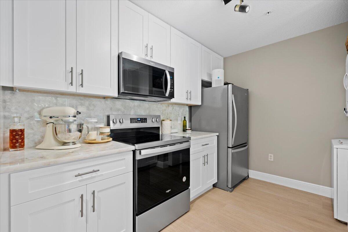 1155 Main Street 207