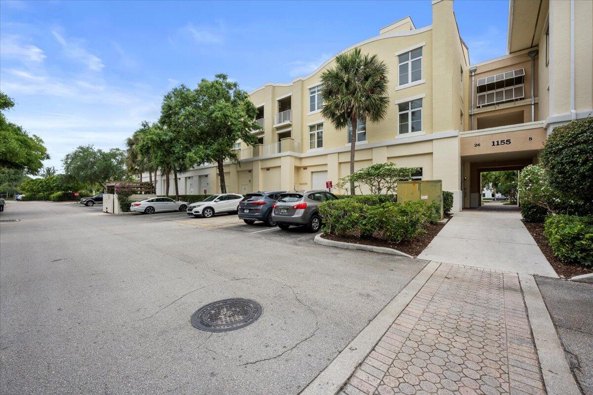 1155 Main Street 207