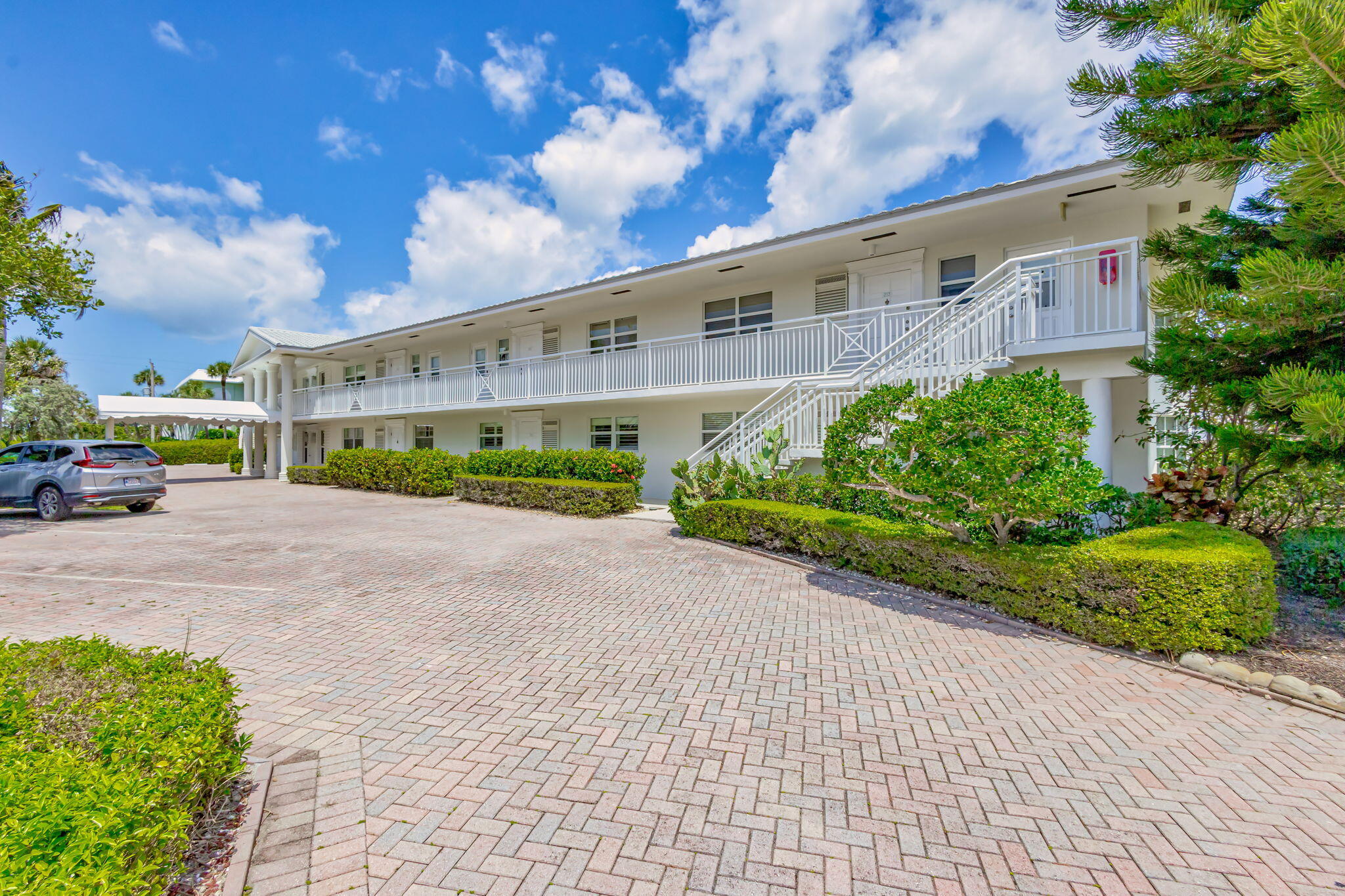 80 Celestial Way 213