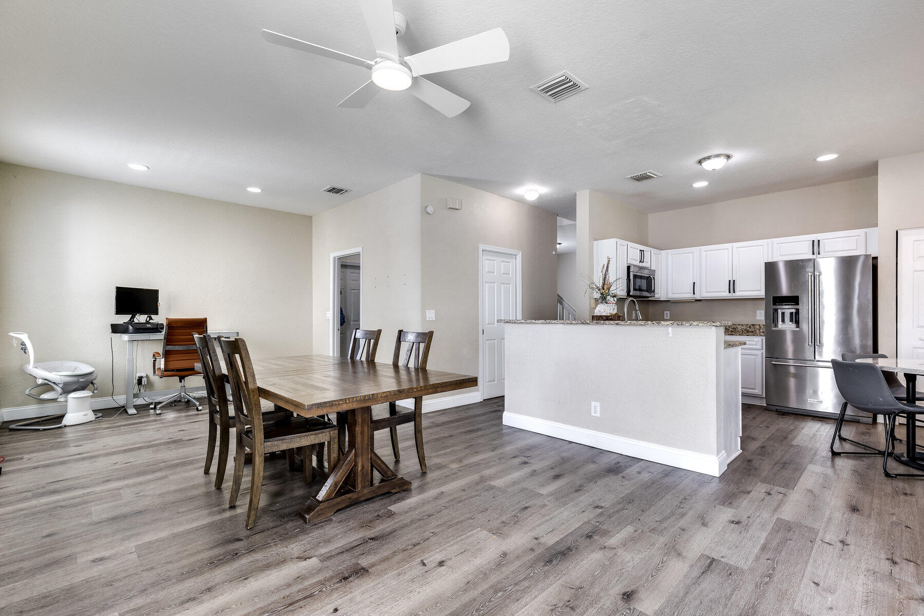 6578 Spring Meadow Drive