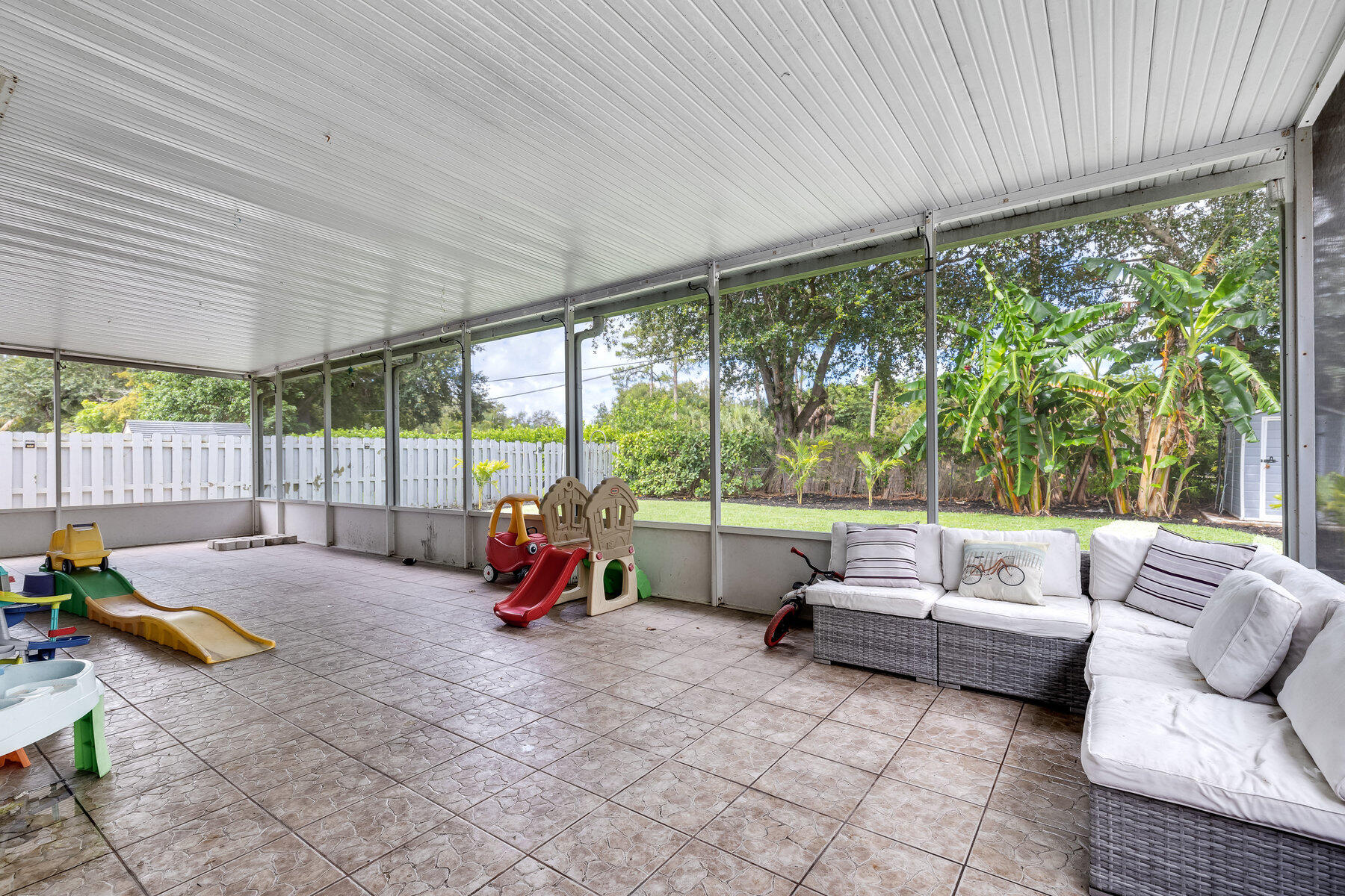 6578 Spring Meadow Drive