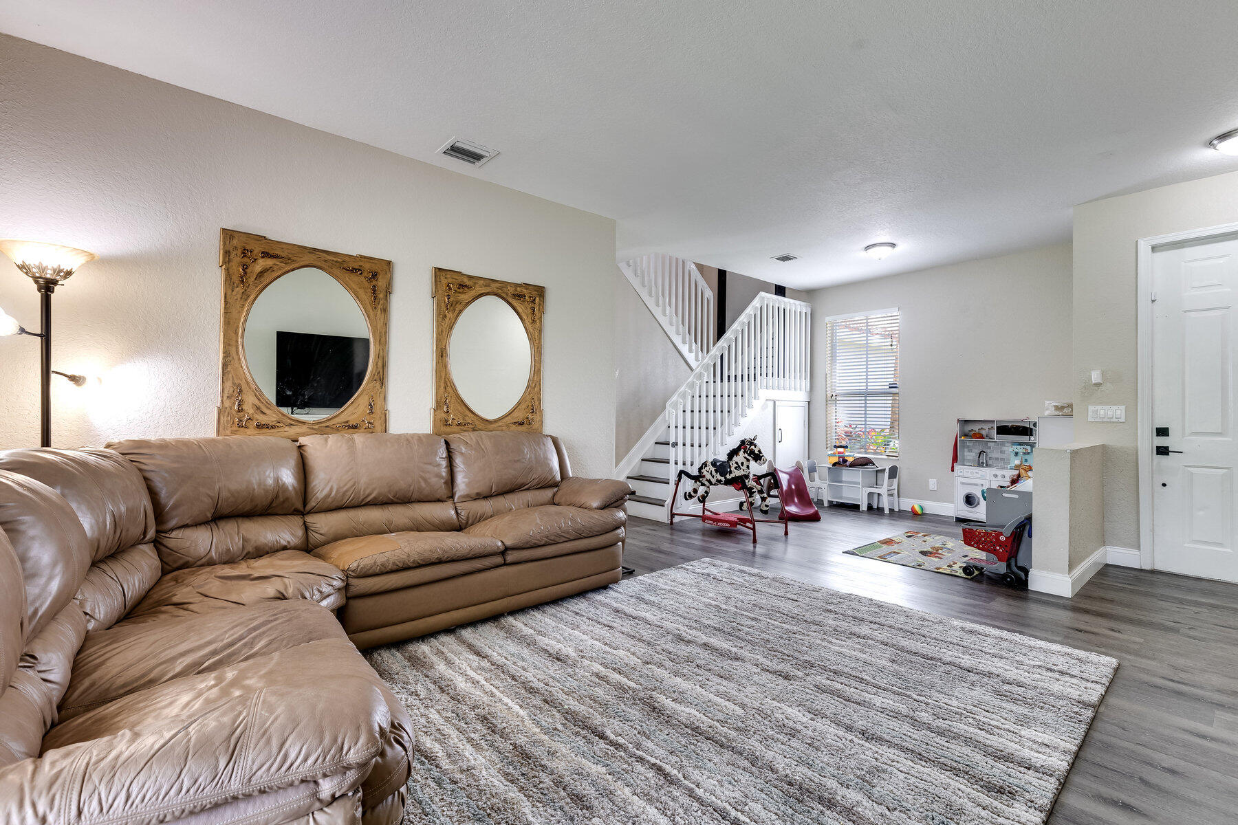 6578 Spring Meadow Drive