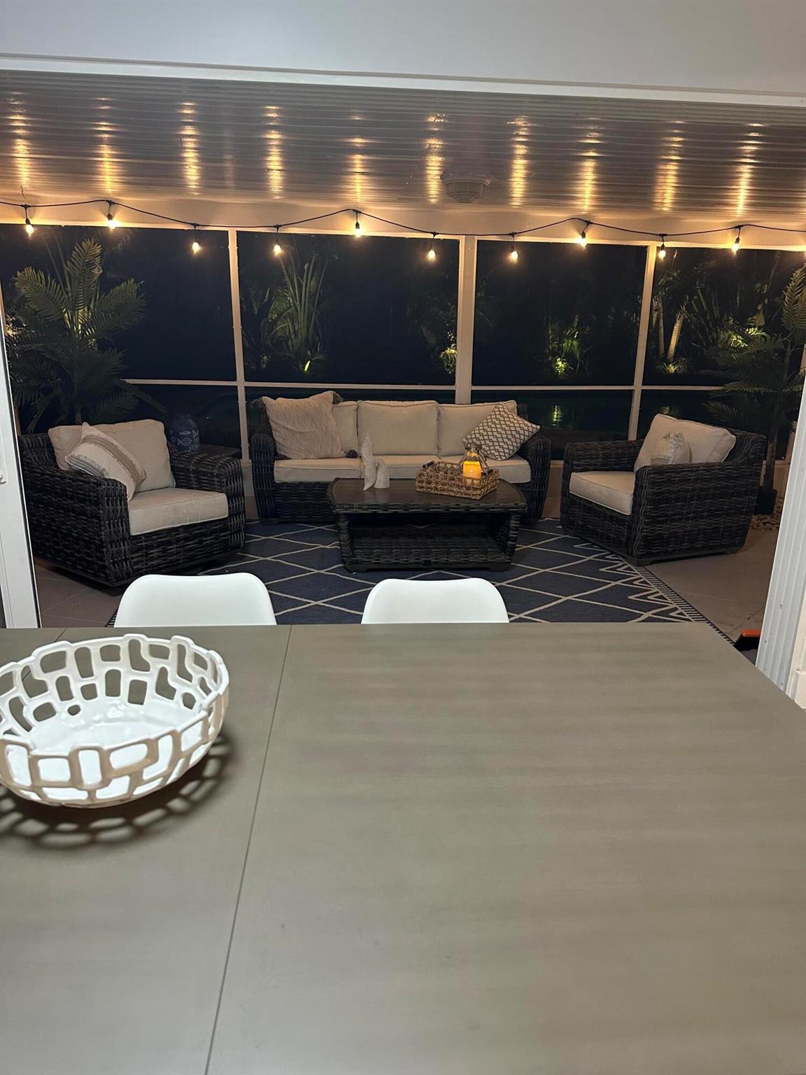 5111 NE 27th Terrace NE