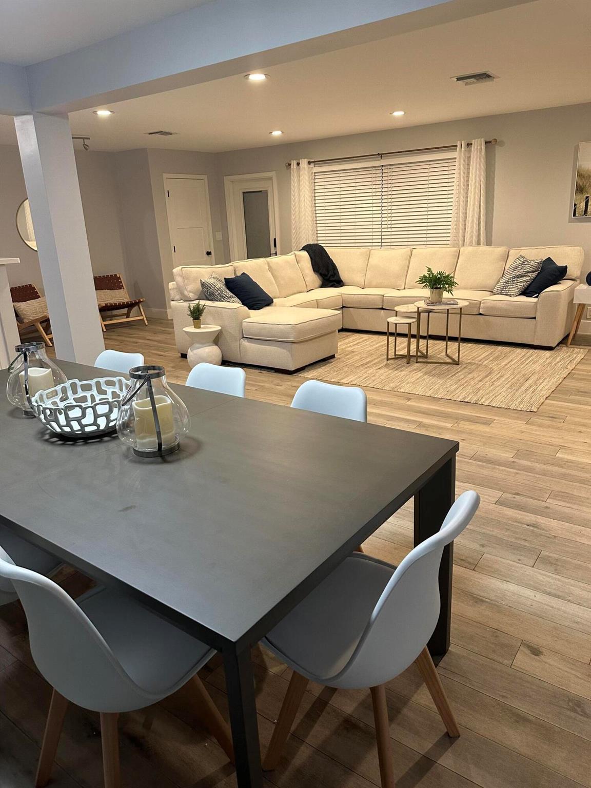 5111 NE 27th Terrace NE