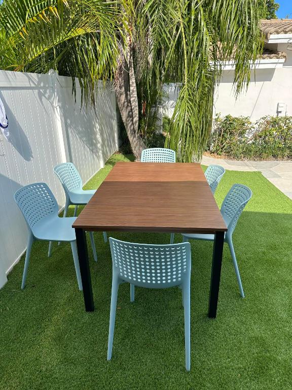 5111 NE 27th Terrace NE