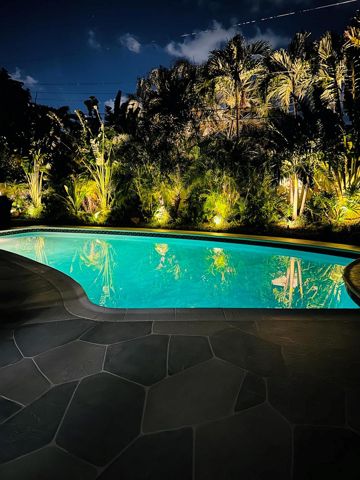 5111 NE 27th Terrace NE