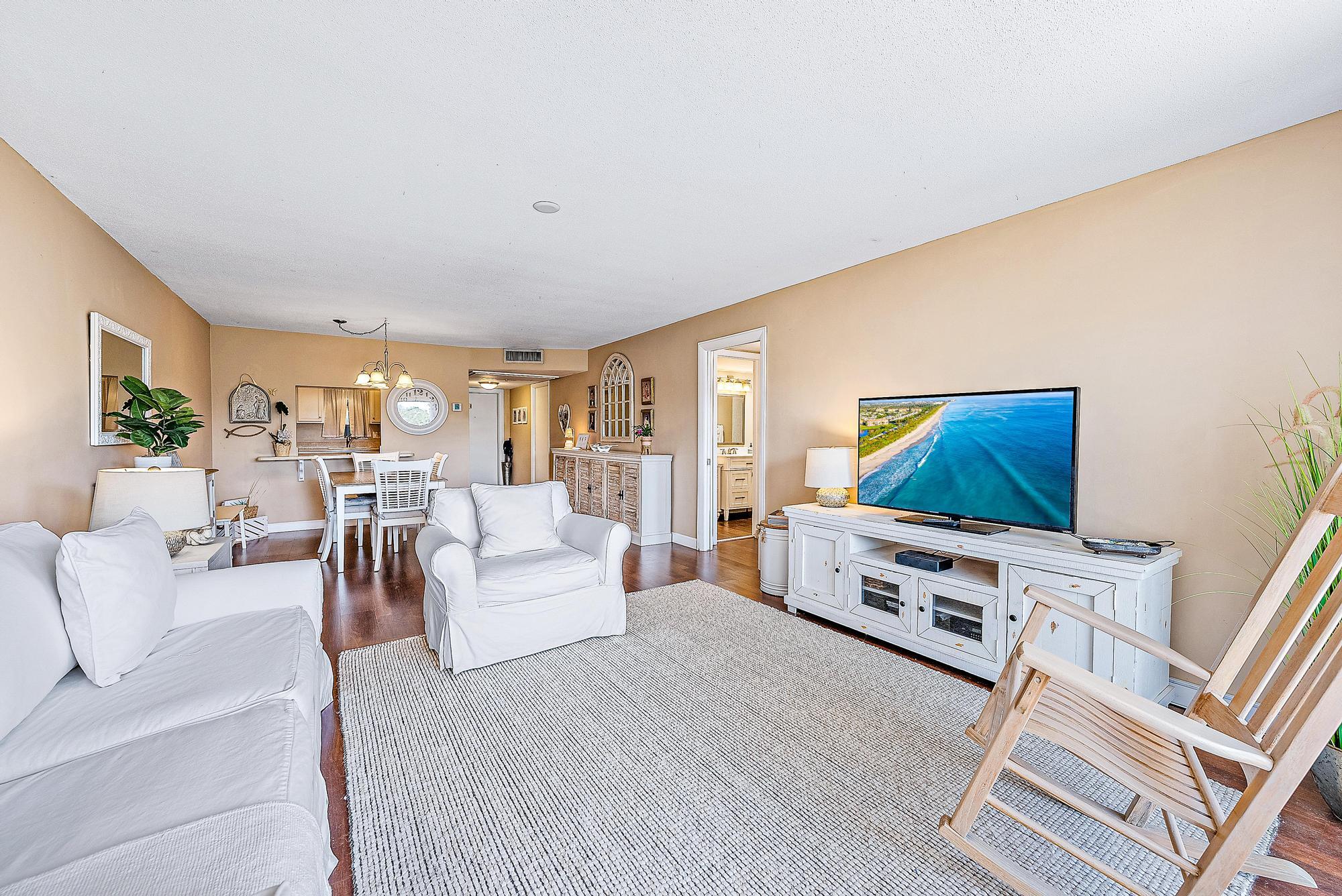 405 Us Highway 1 104