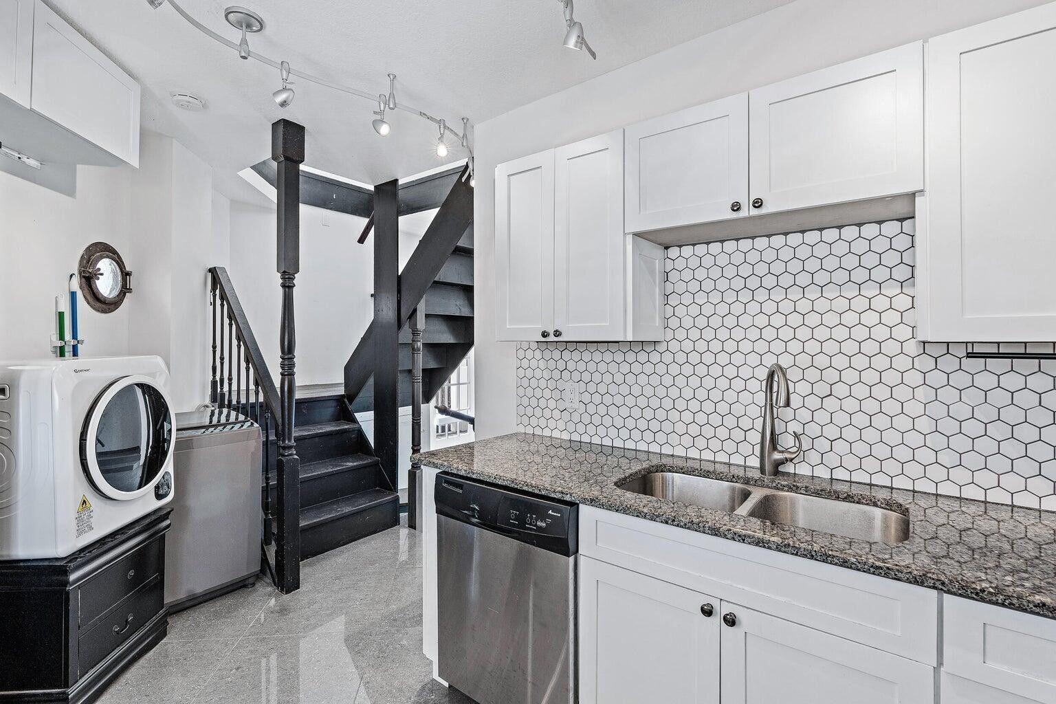301 Central Drive