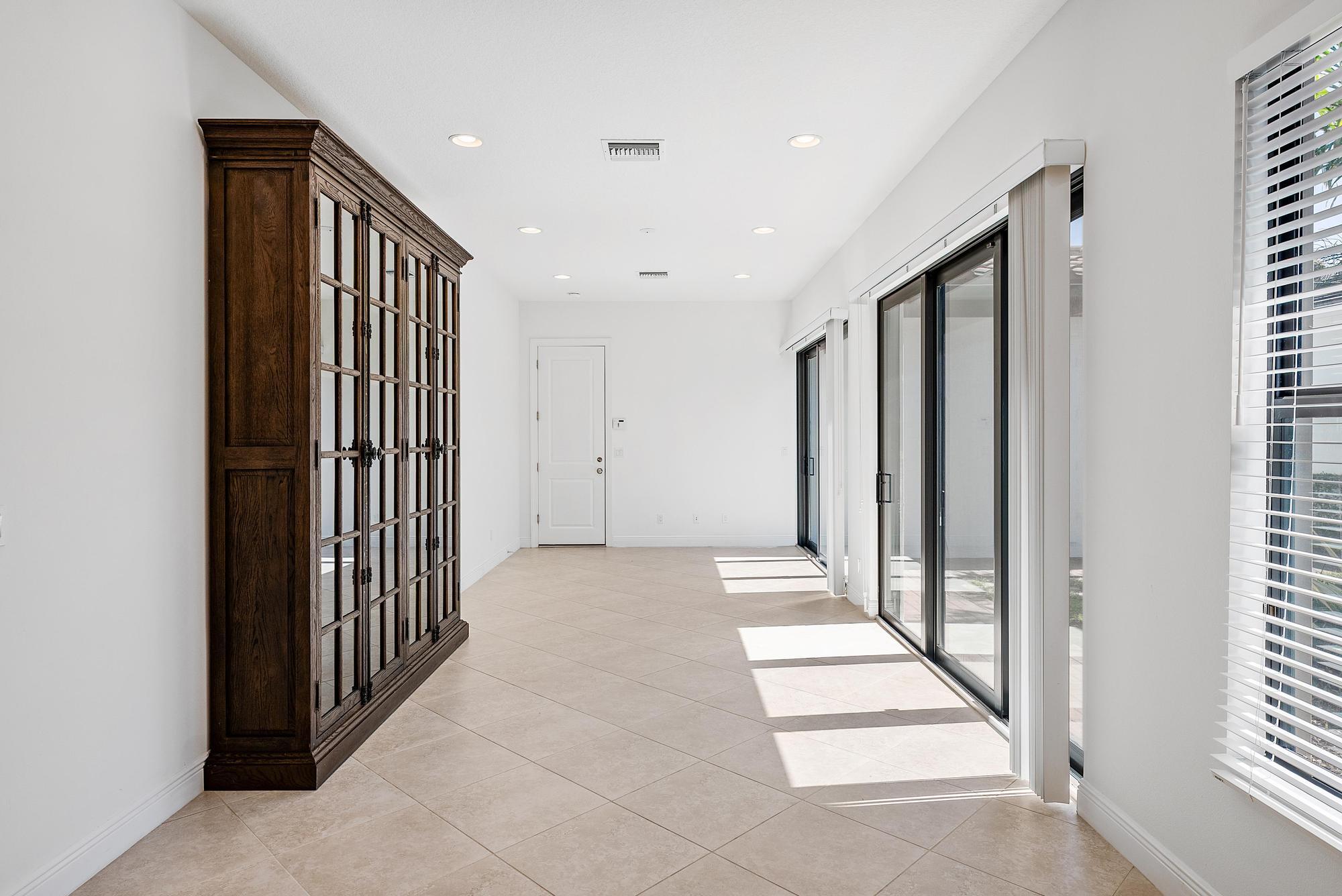 1205 Faulkner Terrace
