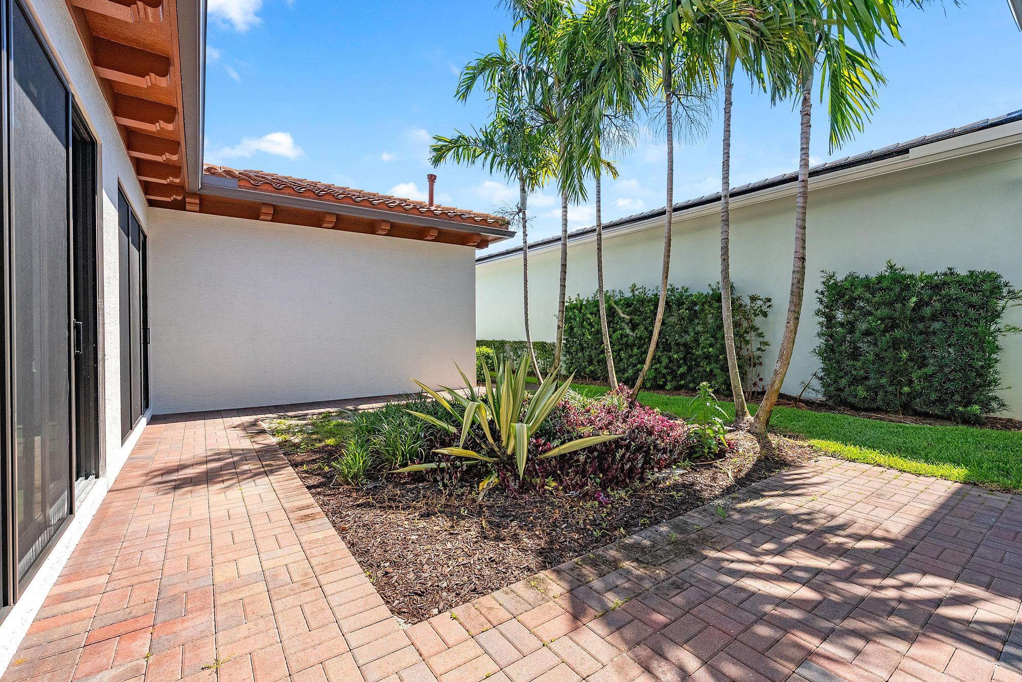 1205 Faulkner Terrace