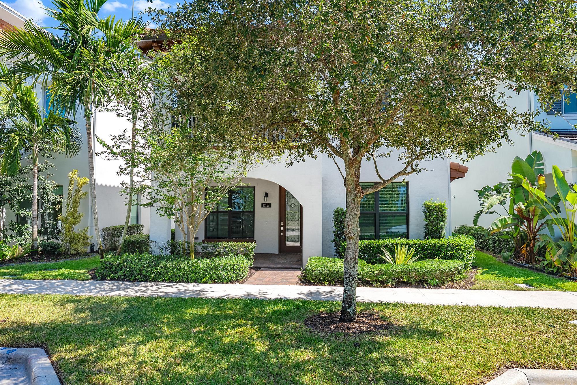 1205 Faulkner Terrace