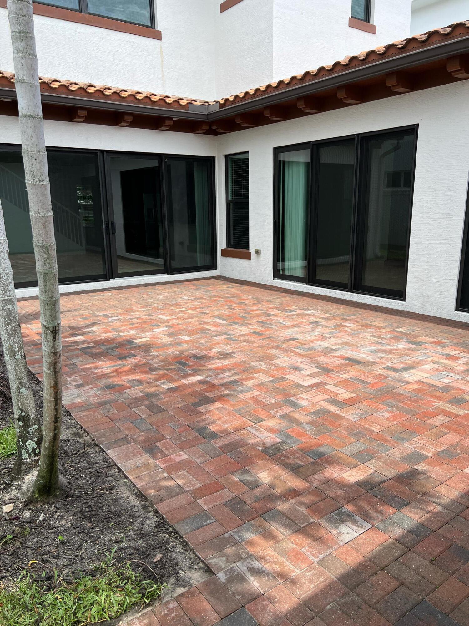 1205 Faulkner Terrace