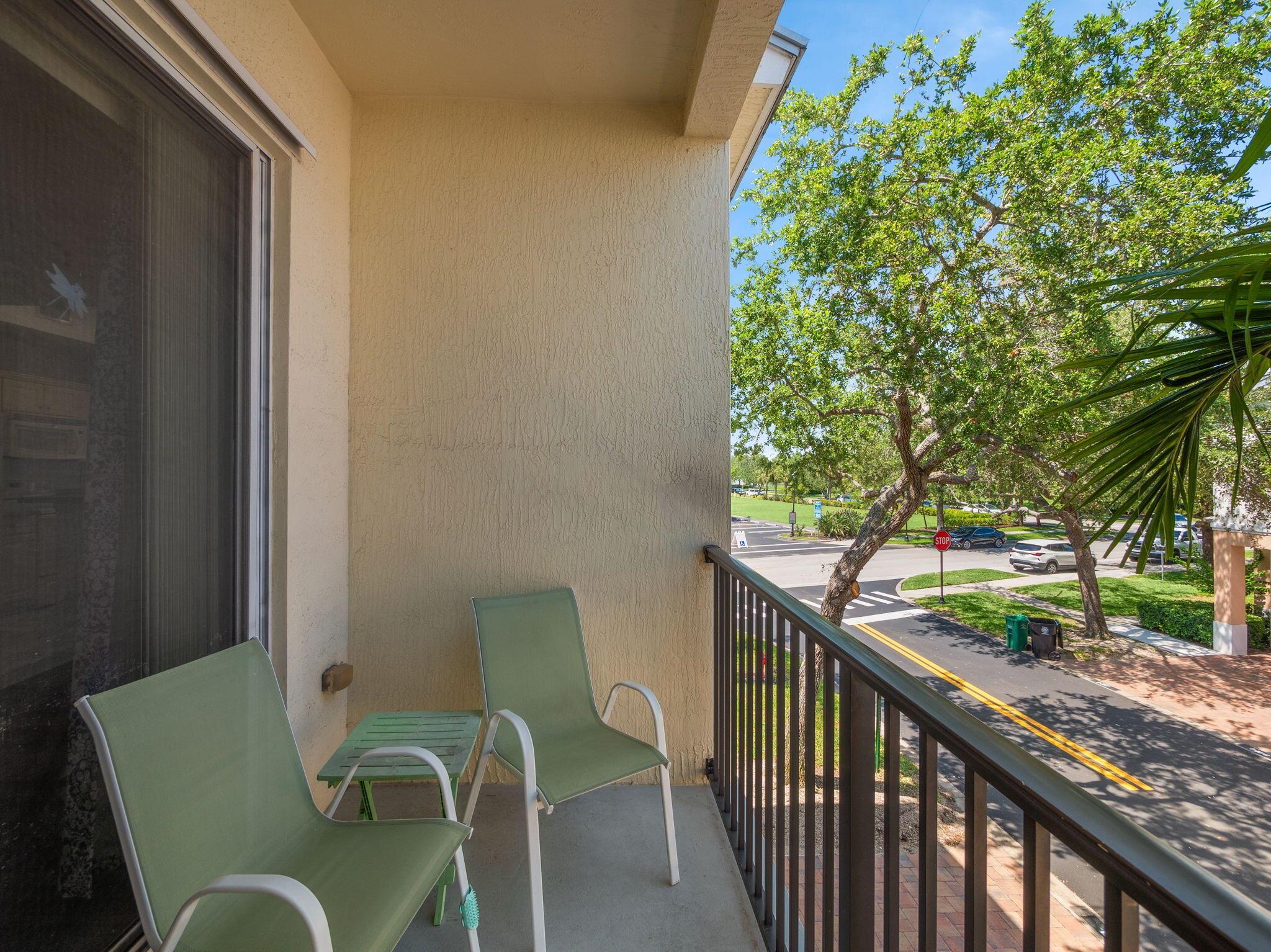 10520 SW Stephanie Way 2-202